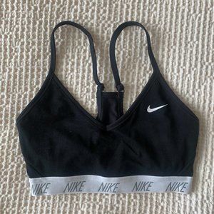 Nike sports bra size S